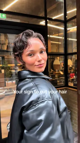 Best thing i ever done ✂️  #hair #haircut #pixie #hairtransformation #styling #style #Summer #video #onthisday #fashion #model #london #OOTD #bixie #hairinspo #shorthair #pixiecut 
