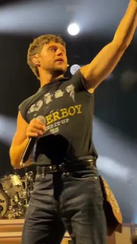 niall horan shaking his hips.. you're very welcome (ntmyerica and heartbrkflicker on x) #niall #niallhoran #niallhoranvids #theshow #theshowniallhoran #theshowliveontour #theshowliveontour2024 #tslot #tslotmountainview #california #ifyouleaveme #olympics 