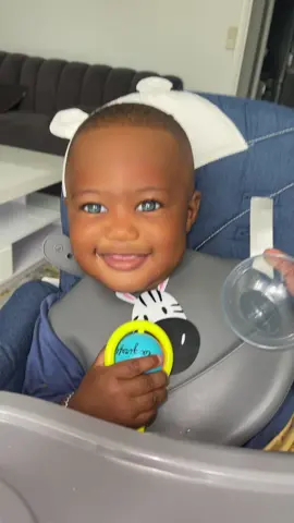 #pourtoi #viralvideo #viral #visibilité #fyp #babytiktok #fypシ゚viral #foryoupage #baby #foryou #cute 