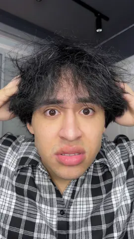 Vou chegar com o cabelo cheiroso graças a linha Divine da @Braé 🫦✨Ja garante o seu com meu cupom RAFAEL de 20% no site www.lojabrae.com.br! CORREE🏃🏻‍♂️💨 publi*