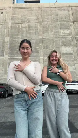 Met again with @sofya #dance #trend #brat #apple 