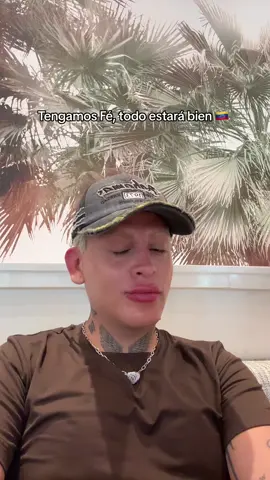 No soy Venezolano de sangre pero parte de mi corazon lo es. Tengo muchos amigos que considero familia que aún tienen a sus familiares ahí y quiero que esten bien. He viajado a Venezuela varias veces y siempre me han recibido con el amor más grande del mundo. Los amo, espero que si podamos ver pronto a Venezuela en libertad 🇻🇪✨