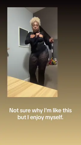 Sometimes you gotta let it out!#atlantahairstylist #creatorsearchinsights #foryoupage #fypシ #viral #atlanta #houseoflvoe #explore #hair #blonde #sisterlocks #sisterlockextensions #dance #hair #black #MomsofTikTok 