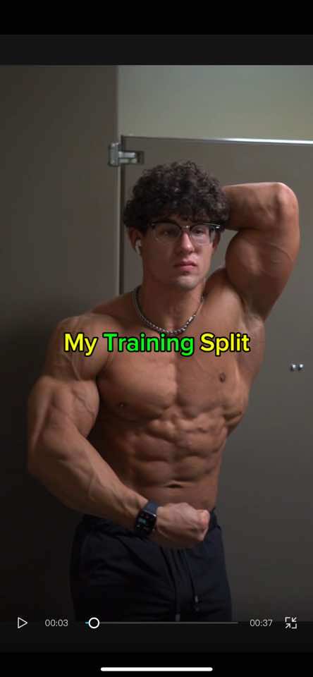 Read Below ⬇️  My Training Split After 7 Years Of Training 1️⃣ Arms 2️⃣ Quads/Calves 3️⃣ Chest 4️⃣ Back 5️⃣ Hamstrings/Glutes 6️⃣ Shoulders Abs Trained 2-3 Times Per Week With One Day of Rest Between Training Days. Code // Leo ⬇️ @Gymshark  @RYSE Supplements  @Personal Record  @6 ICE  Quick #bodybuilder #classicphysique #natural #shredded #lean #abs #mealprep #muscular #motivation #success #physique #discipline 