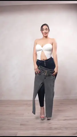 #danielamoraalvarez #modelo #chicagamarra #hermosasdetiktok #moda #lamasviral #modelodejeans🔥🥰 #ropademujer #parati #fypシ #danielamoraalvarezoficialfanclub 