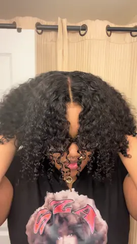 Curls for the girls 😝💓 @OQHAIR @oqhairshop 💗 #fyp #fypシ゚viral #oqhair #oqhairgluelesswig #tiktokshop #oqhairmademebuyit #wigreview #tiktokshopwigs #curlyhair #curlyhairtutorial #hairstyles #wiginstall #wigstyling #gluelesswig #gluelesswiginstall #blackgirlhairstyles #wiginfluencer #blowthisup #imsoul 