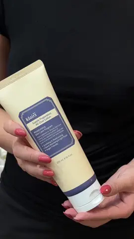 Klairs Supple Preparation All-Over Lotion 250ml💧 Kan brukes på kropp, ansikt, på barn og til og med i tørt hår!  #klairs #klairsskincare #hudpleie #strømmenstorsenter #oslocity @osloisentrum.no 