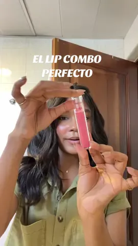 en mi lip combo eraaa!😂🤍 descubrí America, ok no mentira, simplemente yo decia que no sabia delinearme sin ni siquiera intentarlo 😭 #fyp 
