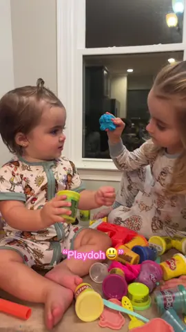 She’s learning so many new words!!🤩🤍 #babyfever#baby#babies#cutebaby#dadsoftiktok#MomsofTikTok#parenthood#family#toddler#toddlersoftiktok#toddlers