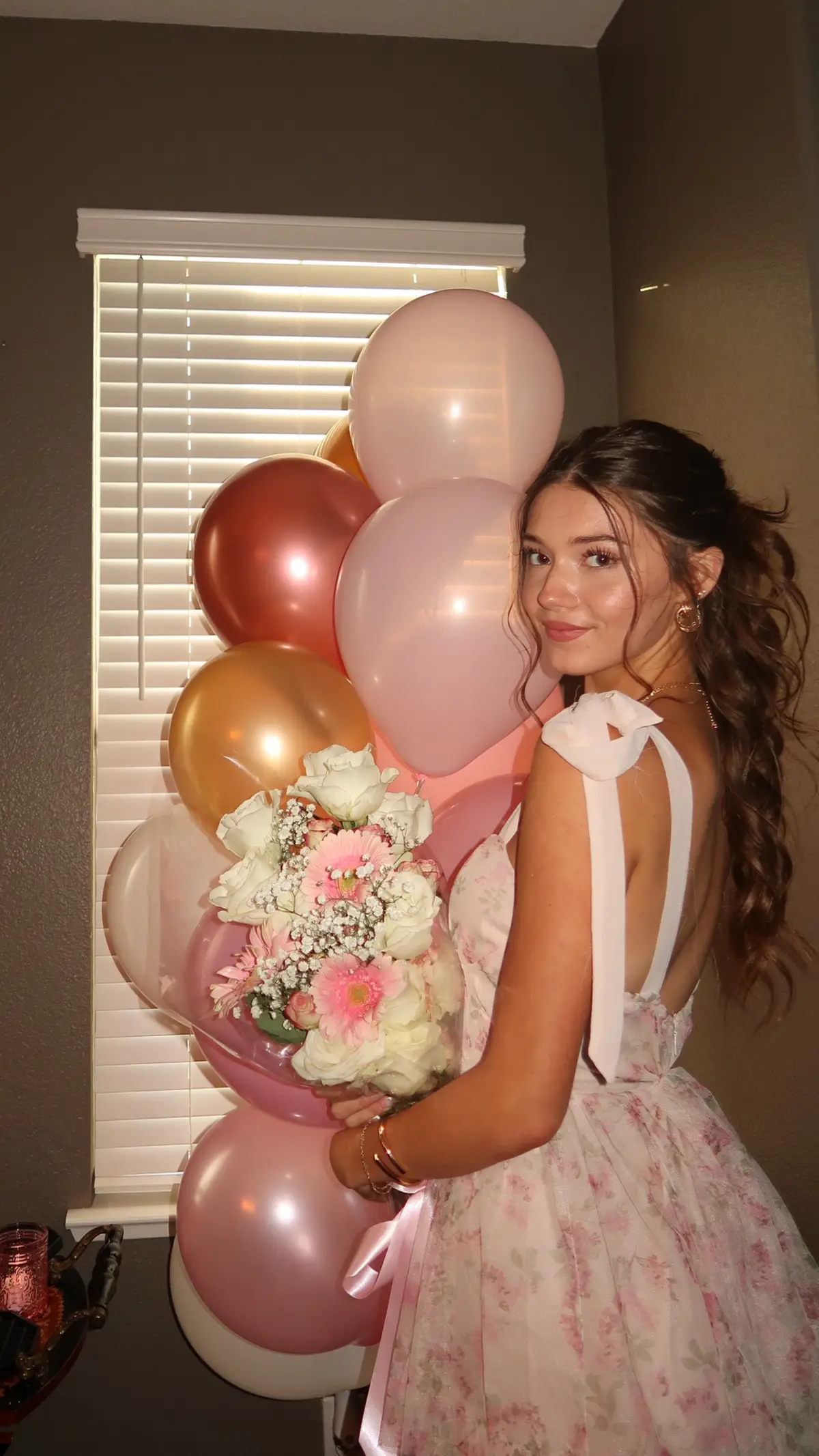 Cake day 🧁💐