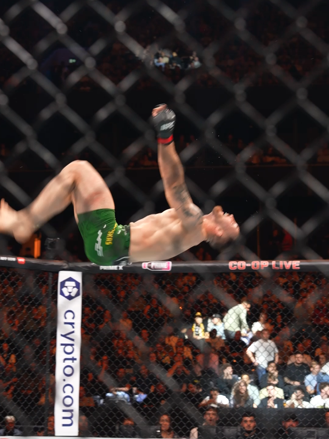 Your first UFC submission victory calls for a backflip! 🤸‍♂️ #modestasbukauskas #UFC #mma