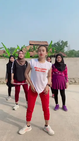 Minggu sehat 💃#fyp #Serunya17an #ekspresikan17an 