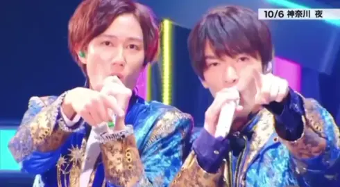 阿部ちゃんふっかさんと一緒にいると自然と笑顔になってるよね やっぱり安心するのかな！！  阿部ちゃんが辛い事があった時にすぐふっかさんに話したりしてると思うだよね ふっかさんこれからも阿部ちゃんの事よろしくね💚💜‪ #阿部亮平 #深澤辰哉 #あべふか 