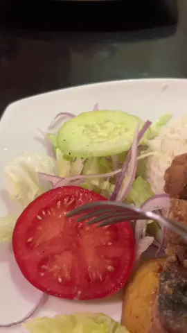 El tomate solo en ketchup. #tomate #ketchup #yonunca 