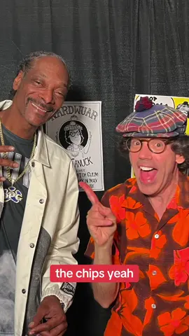 Here’s a clip of a *new* interview I did with Snoop Dogg ! Check out the *FULL* version at the link in my BIO ! Doot doo ! @Snoop Dogg #snoopdogg #nardwuar #nardwuaredits #dootdoot 