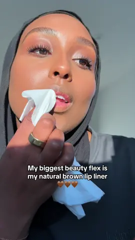 Can’t believe I hated my lips as a child 😩🤎 #beautyflex #pigmentedlips #brownlipliner #naturalbeauty 