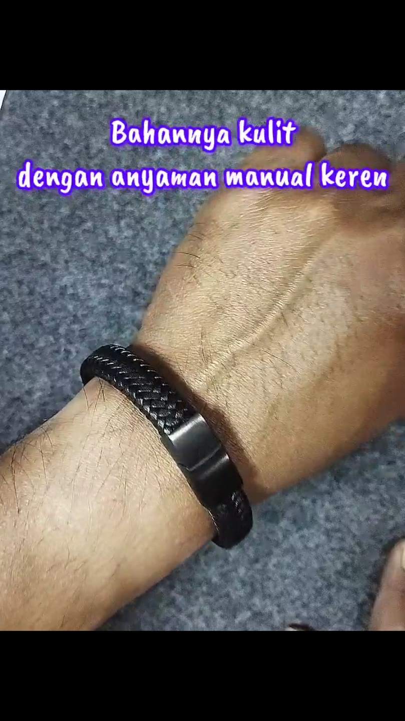 Gelang Kulit Pria #gelang #gelangkulit #gelangpria #bracelet @gawung.id 
