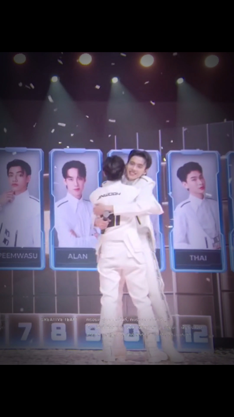 คนที่คอยปลอบจินวุคในทุกๆช่วงเวลา 🥹 @JINWOOK BUS @peemwasu.busofficial #JINWOOKkim #PEEMWASU #BUSbecauseofyouishine 