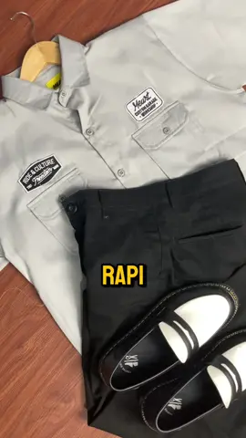 Membalas @Mr_Ex Tebal tapi ga bikin gerah kok bisa ? Mending kalian rasain sendiri aja deh harga nya cuman 150rban aja mumpung lagi diskon parah #workshirt #belilokal #outfit #diskon #meart 