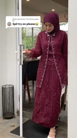 Membalas @Teh Riska pake Es buat ootd kondangan kamu cakep banget♥️ #onesetkondangan #outfitkondangan #ootdkondangan 