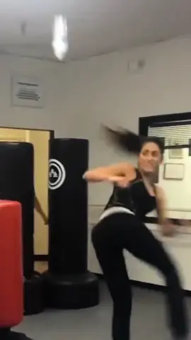 Few slots remaining for our 1st Tier pre-sales offer! Hurry up and join us now, please WhatsApp us at +60 11-2790 9228 for more details 🙂‍↕️🙏🏻 #believefitnessasia #believefitnesssamasquare #samasquare #meme #setapak #ampang #wangsamaju #gym #fyp #foryou 