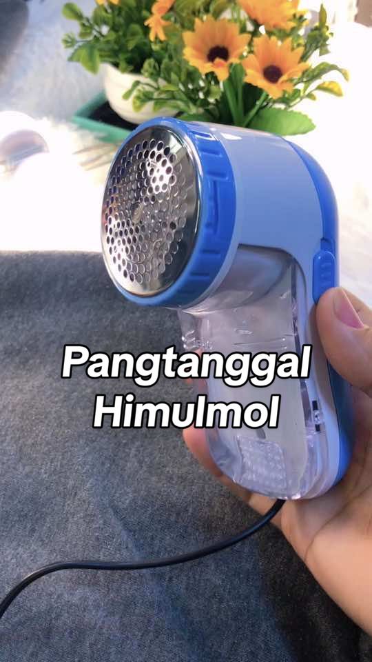 Lint Remover USB Plug! #lintremover #sweater #fyp 