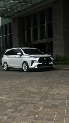 🙃#mpvsociety #carsoftiktok #velozmodifikasi #veloz2022 #foryoupage #toyotamodified @MPV Society🇮🇩 