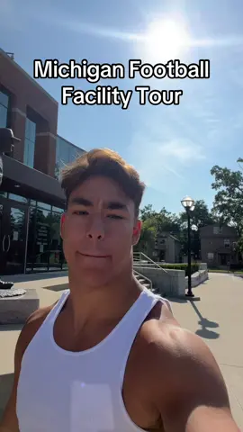 Michigan football facility! —————————————— #nationalchampion #michigan #michiganfootball #umich #michigancheck #goblue 