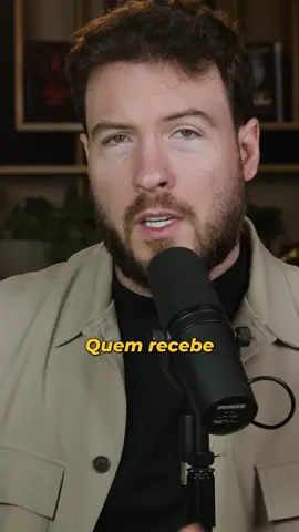 PARE de colocar todas as suas esperanças no governo.