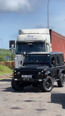 හැබැයි මේක රත්තරන් 💛👹✨ #fyp #trending #viral #defender #defendersl #defenderlovers #teamhypersquad #defenderloversclub #landrover #srilanka @Supun Gamlath 
