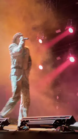 Bring Me The Horizon Throne Live #bringmethehorizon #bmth 