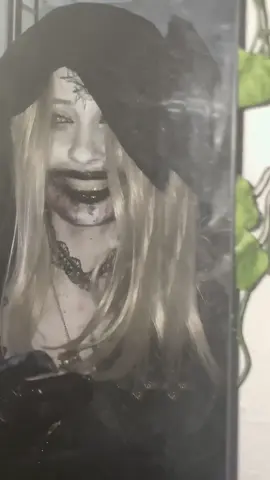 #cosplayer #beladimitrescu #beladimitrescucosplay #residentevilvillage #re8 #dimitrescudaughter #horrorgame #cosplay #fyp 