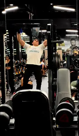 #gym #Lifestyle #GymLife #gymlover #trainer @RichyMosc 