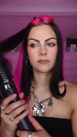 ad ✩ Trying the viral ponytail blowdry hack by @Marena ✩ whilst I tell you all the reasons why the @ghd duet blowdry is the best hair dryer brush on the market! #duetblowdry #ghdduetblowdry #hairdryerbrush #blowdrybrush #blowdry #hairhack