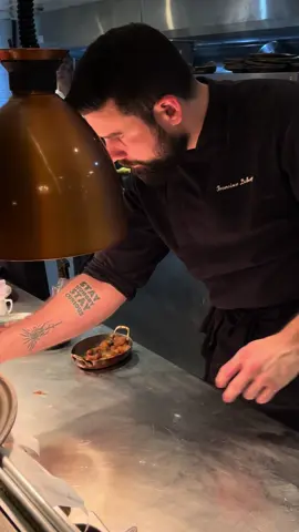 Mais um dia na cozinha! / just another day in the kitchen! 🔪🔥 #chef #cozinha #kitchen 