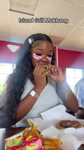 I just wanna get paid to eat fr im just a girl 😭 ##fyp #jamaicatiktok #FoodTok 