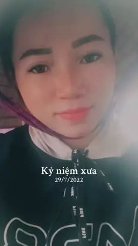 #kỷ niệm xưa chúc em năm tháng rộng dài năm tháng hạnh phúc đều là của em