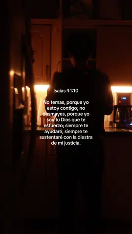 Dios está siempre presente para brindarnos apoyo, fuerza y ayuda en cualquier situación. Nos dice que no debemos tener miedo ni desanimarnos, porque Él está a nuestro lado para sostenernos y guiarnos. #dios #jesus #jesuslovesyou 