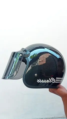 HELM BOGO CLASSIC WARNA HITAM GLOSSY KACA DATAR GELAP