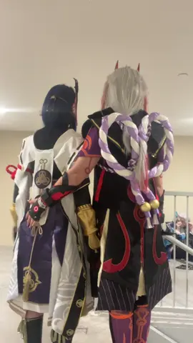 Yes this is how im introducing the convention content Sara: @Tenn Suna  #cosplay #cosplayer #cosplaygirl #GenshinImpact #genshincosplay #foryoupage #funny #ittocosplay #saracosplay 