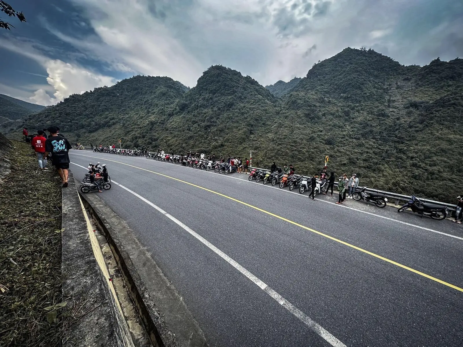 Cầu cạn 28/7 bất ốn quá ae à 🏍️ #wavethainguyen20 #wavedokieng❤️  #cầucạntháinguyên #20