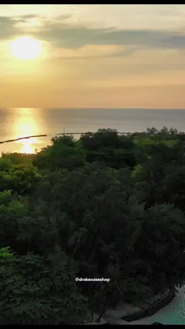 No Secret… #drake #aesthetic #lyrics #fyp #viral 