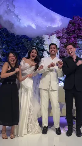 nonstop ketawa soalnya @Shasa Zhania & @jai kita minta joget tapi gatau buat apa🤣❤️ happy wedding lovebirds!!!!  #dance #trending #letsdance #cicimasbule #mixedcouple #shasazhania