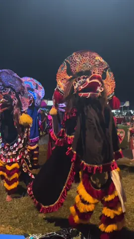 hallo sayang 😎#barongan #barongankediri #barongandevil #jarananindonesia #jaranan #fypage 