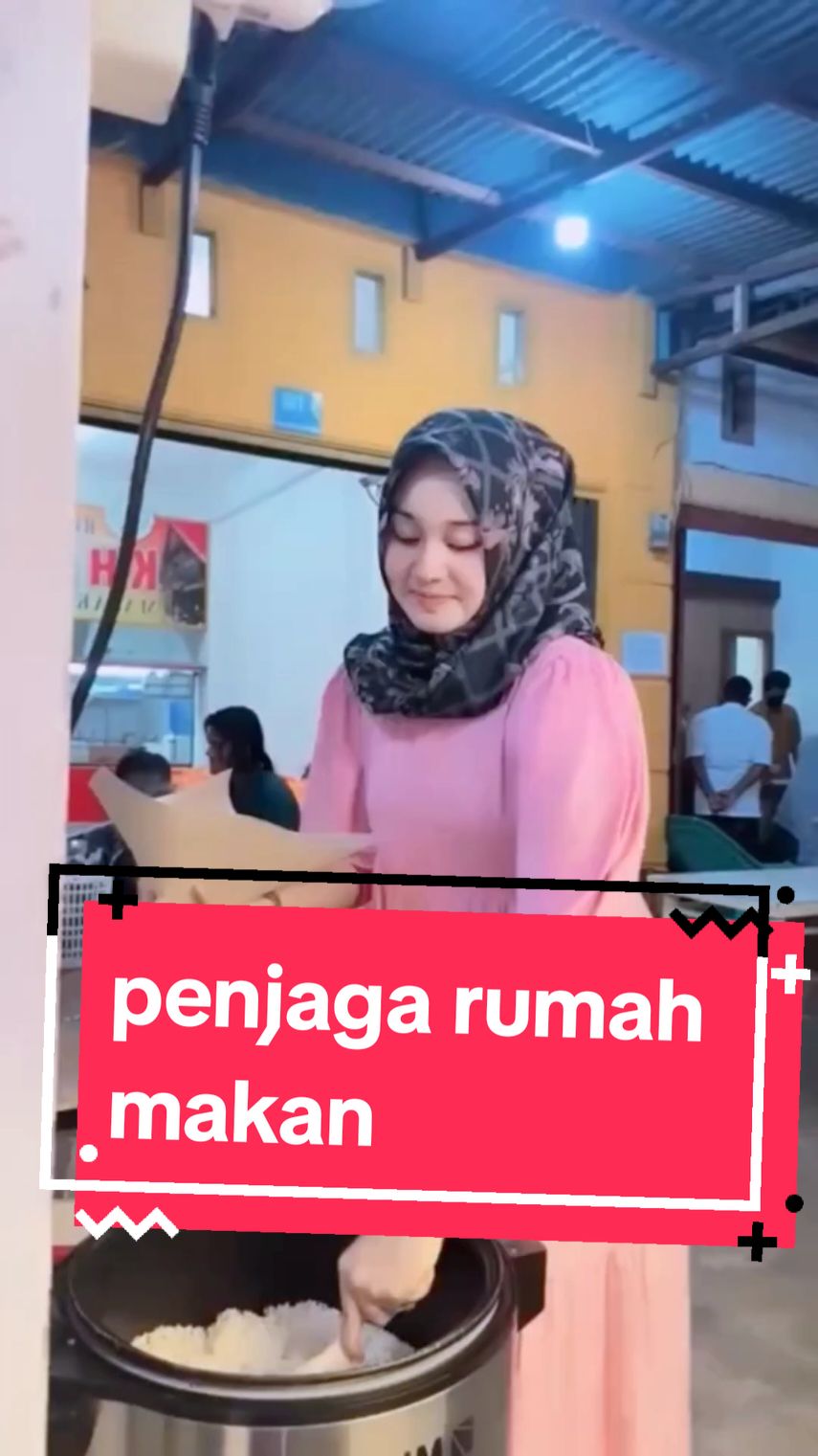 pulang kantor singgah bli nasi bungkus,anakx cantik yg jaga. #penjagawarung  #jilbabcantik #halu  #tebarpesona #tranding 