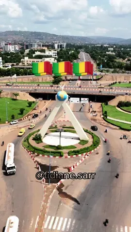 #CapCut Bamako, partie 2. Une ville verte et belle. Malien et fier 💪🏾 #CapCut #bamako #bamakomali🇲🇱 #tiktok #viral #virale #djiair3 #bamako223🇲🇱🇲🇱🇲🇱 #team223 #malifrance🇲🇱🇲🇫 #été #tourisme #été2024 #beautemps #visiterlemali siby visite #sibyvisite #tidianesarr mali bamako tiktok video #bamakotiktok #tiktokvideo #viralvideo 