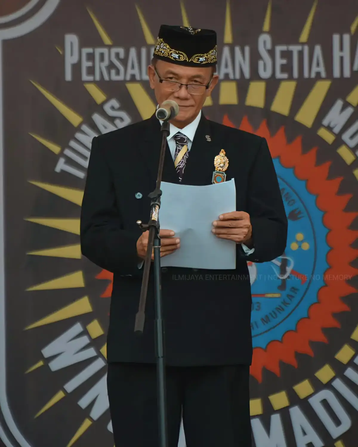 Bapak Ketua Umum Kami, H.R.Agus Wiyono Santoso,S.Sos. Semoga dimanapun beliau berada,Sehat dan Senantiasa Dalam LindunganNYA. Aamiin #pusatpshw #madiun #ilmijayaentertainment #suranagung2024 #suranagung2024 #fypppppppppppppppppppppp #pshw #ketuaumumpshw #winongomadiun #fypシ #nikon #harijadikotamadiun #footage #stkcaruban #madiunhariini #selamatdatangdimadiun 