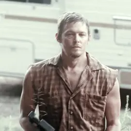 wide awake all night thinking about you ♡  #daryldixon #daryldixonedit #twd #thewalkingdeadedit #twddaryl #fyp #twdedit #normanreedus #ethelcain #aeedit scp morganpacks on ig