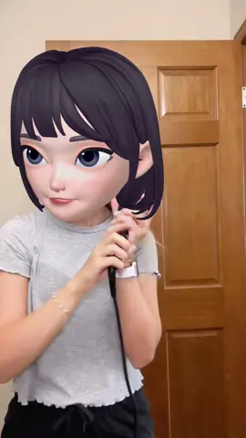 I think we’ll stop at this length 💇🏼‍♀️🧚‍♀️ #hairstyling #curlinghair #hairtututorial #curlingwithaclamp 