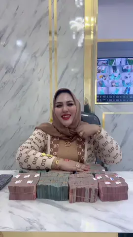 #asalamualaikum selamat  malam kepada teman bunda semoga bagi yang ingin mendapatkan rezeki dari bunda silahkan folow akun tiktok bunda yang ini semoga beruntung###fyp viraalll#